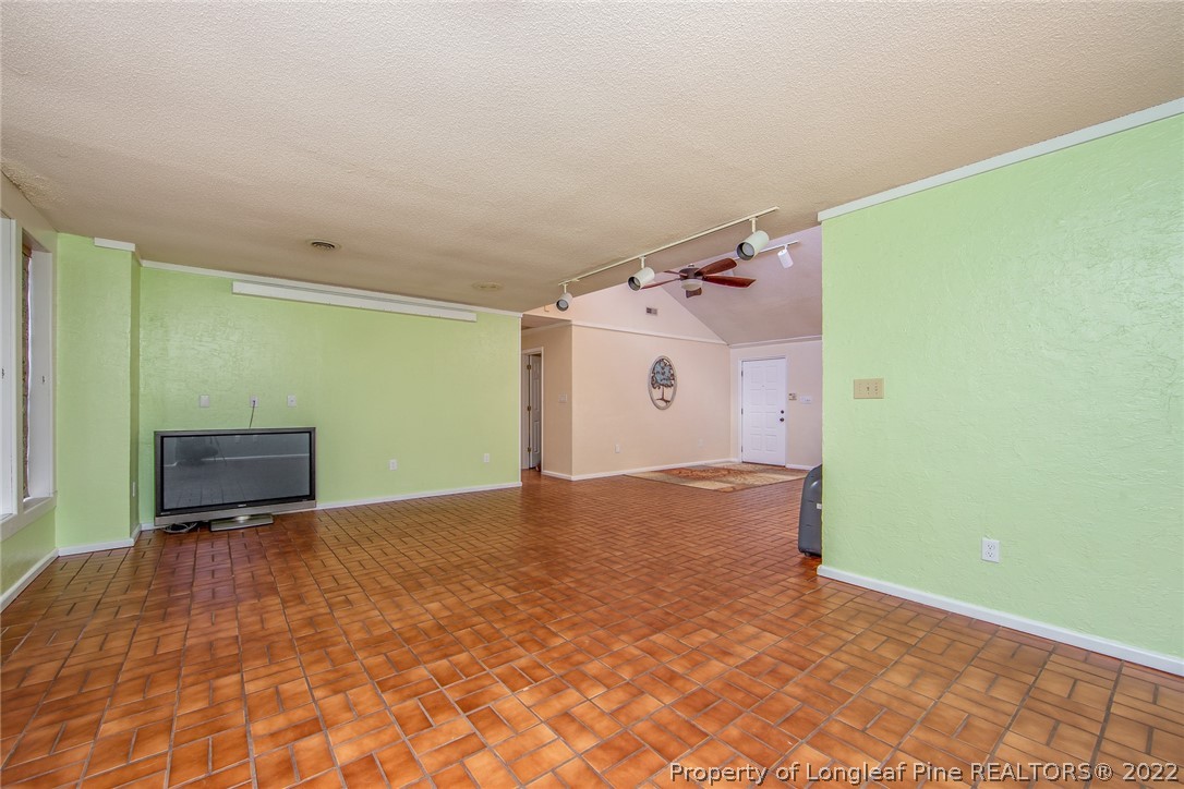3345 Fields Road Fayetteville, NC 28312 - Photo 5 of 46 Gallery Image 5