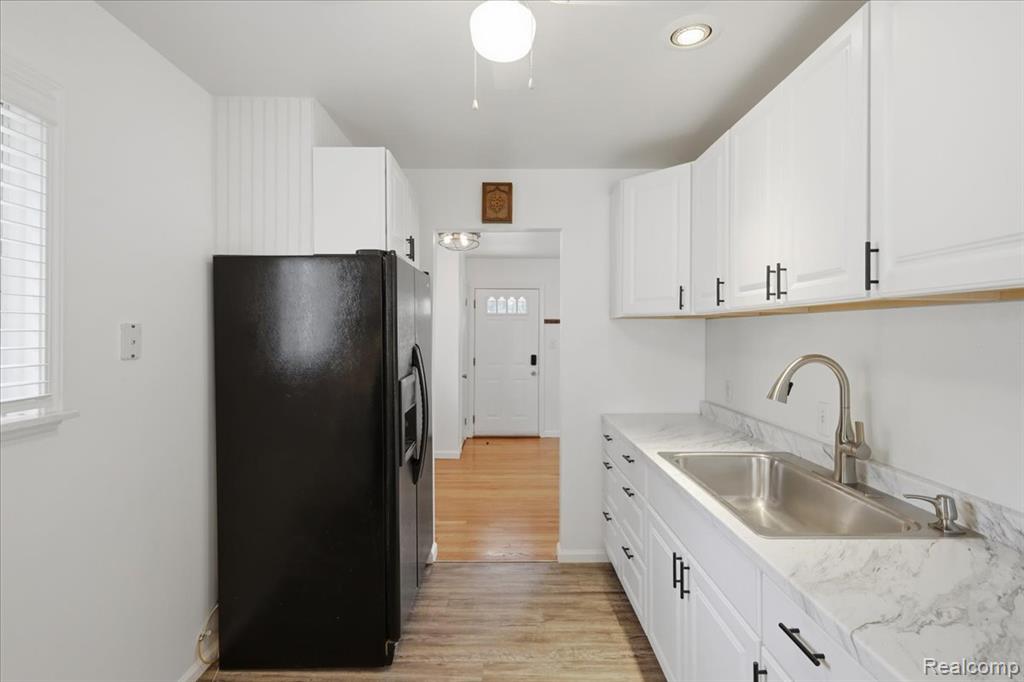 5307 Drayton Road Clarkston, MI 48346 - Photo 15 of 46 Gallery Image 15