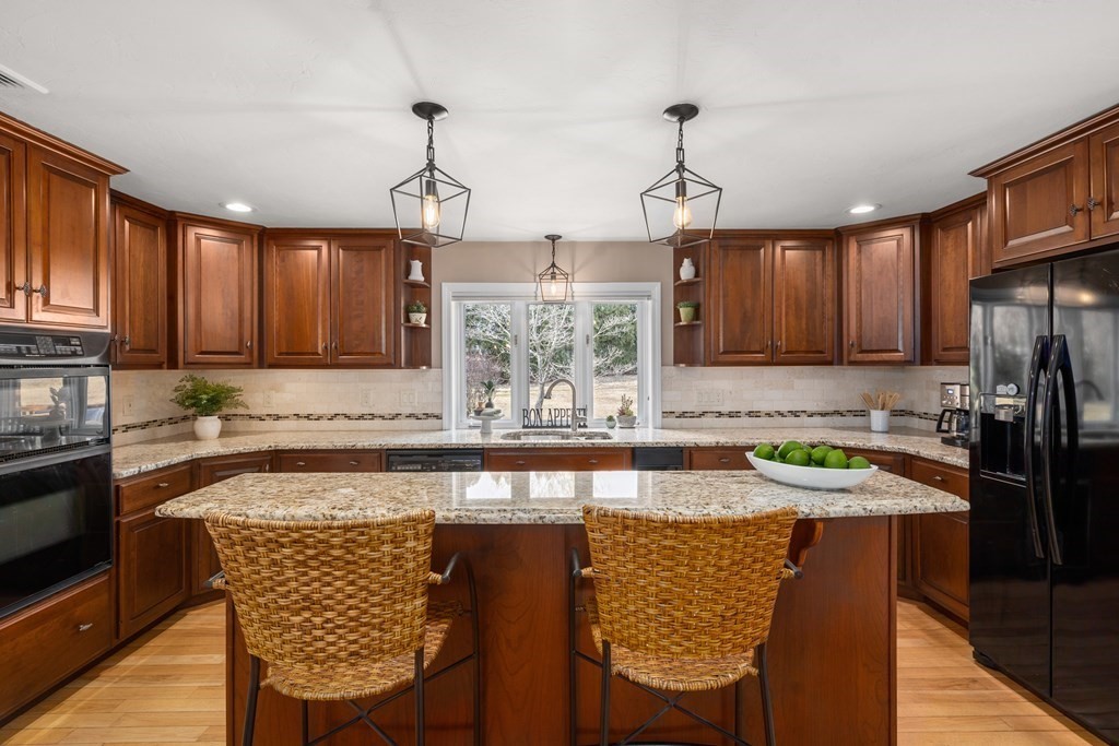 4 Whitney Road Hopedale, MA 01747 - Photo 10 of 32 Gallery Image 10