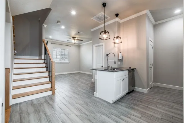 $2,100 | 2247 Dorian Place, Dallas, TX 75228