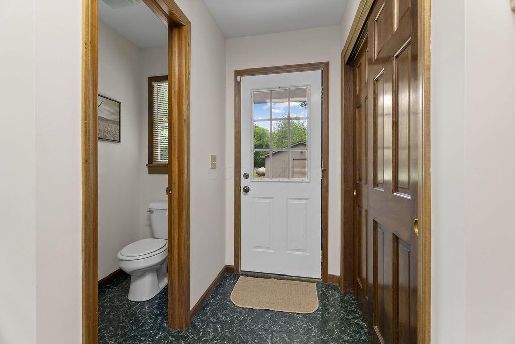 5080 Harlem Road Galena, OH 43021 - Photo 27 of 82
