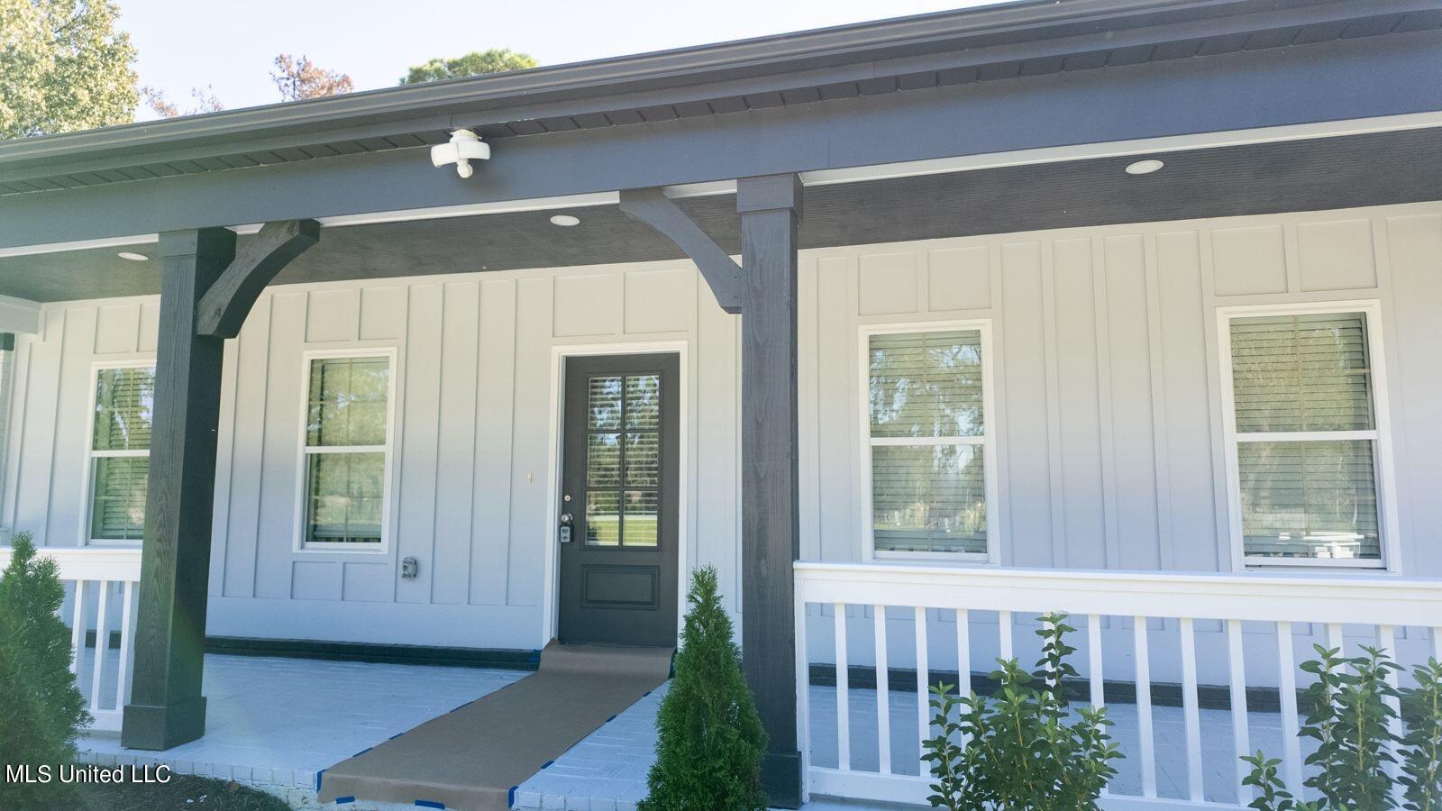 3821 Nail Road Horn Lake, MS 38637 - Photo 4 of 56 bae0a5d4-8004-4b2e-895d-ea2a75b27a2c