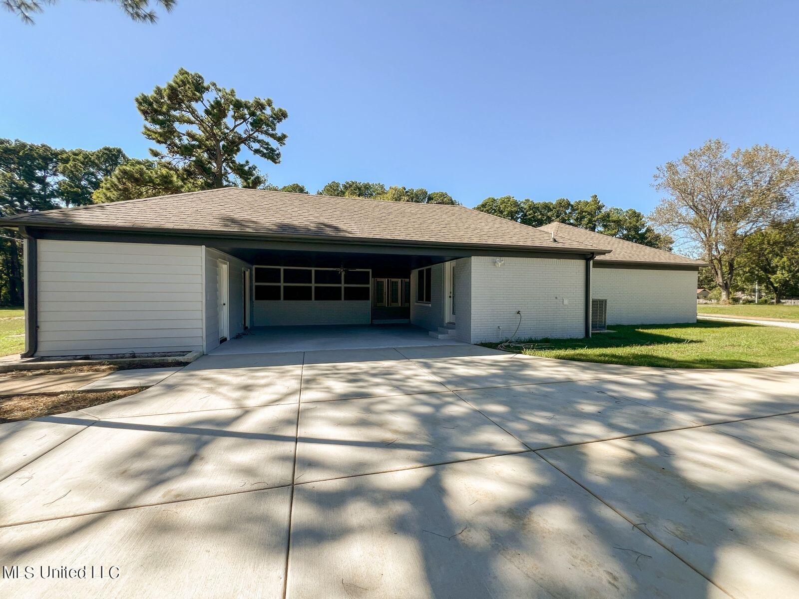 3821 Nail Road Horn Lake, MS 38637 - Photo 53 of 56 c23ae013-49c2-457e-b56c-b4aa0fa4f5fb
