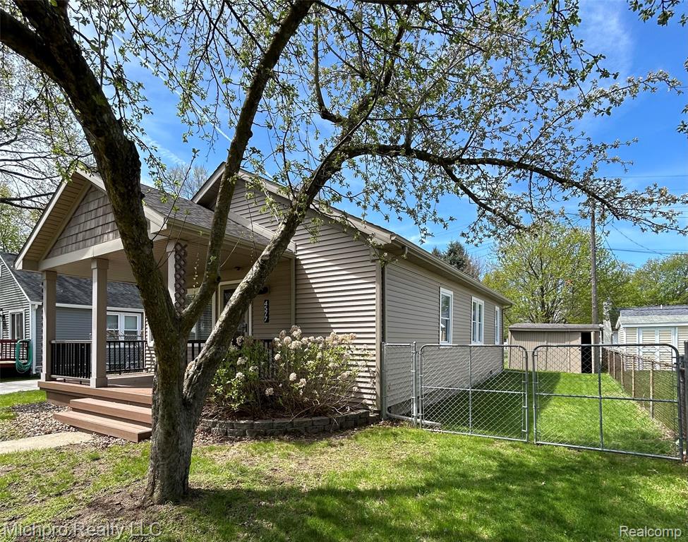 4577 Jerome Road Clarkston, MI 48346 - Photo 23 of 26