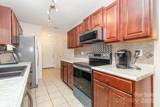 $370,000 | 10106 Ashley Farm Drive, Matthews, NC 28105