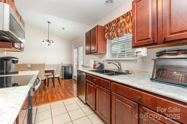 $370,000 | 10106 Ashley Farm Drive, Matthews, NC 28105