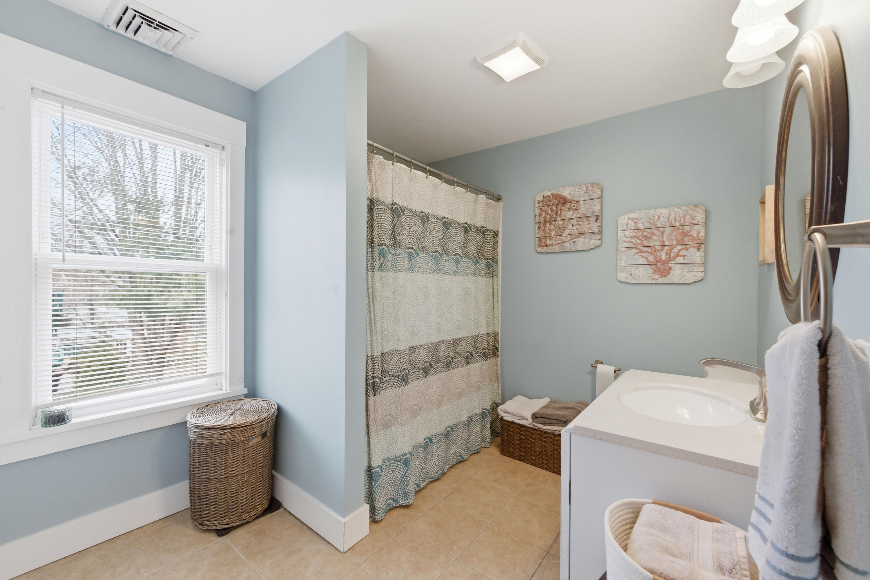 24 Grove Street, Unit 24 Kennebunk, ME 04043 - Photo 36 of 45 2nd FL FULL BATH