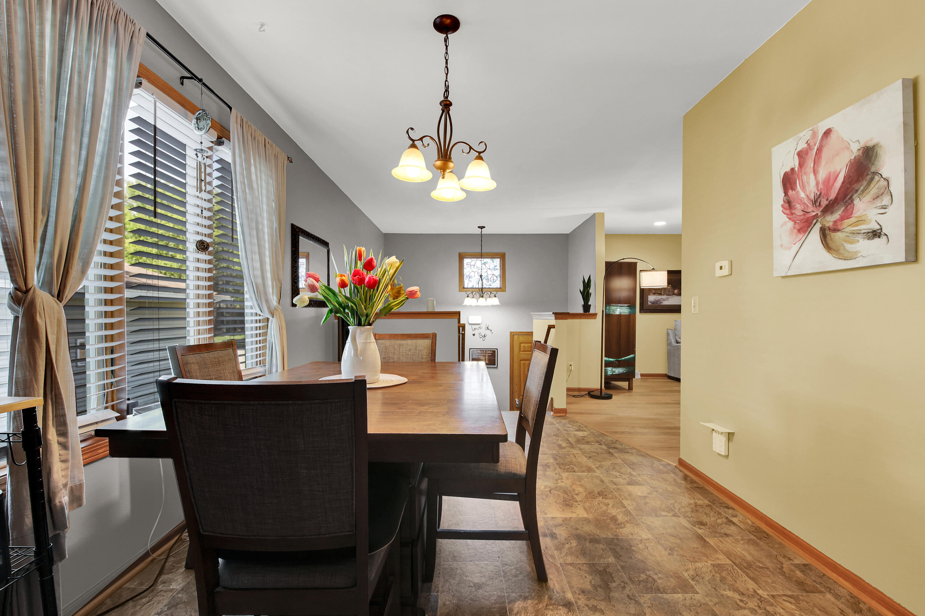 720 Timber Line Trail Hartford, WI 53027 - Photo 11 of 27 Dinette