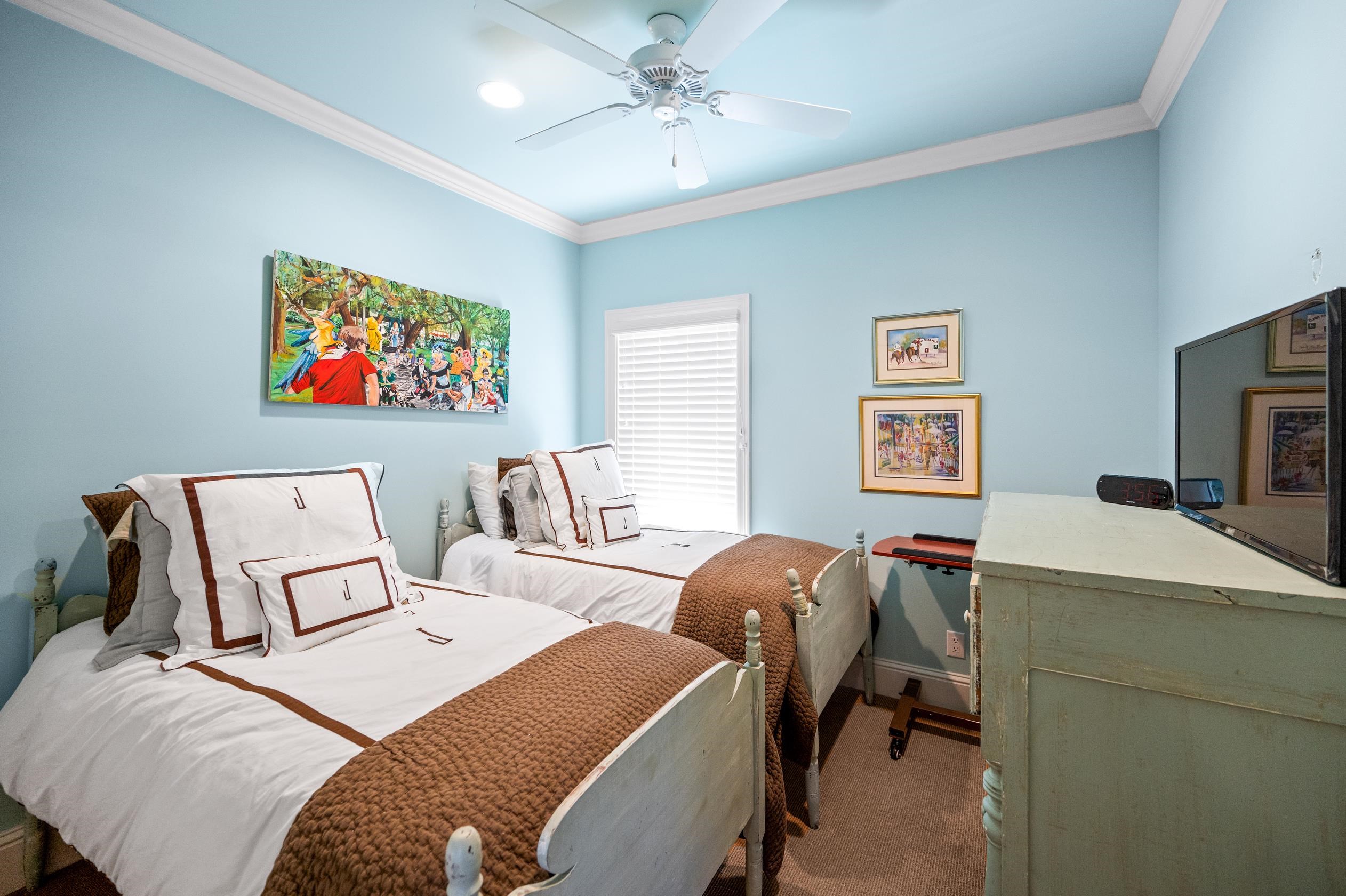 32760 River Road Orange Beach, AL 36561 - Photo 36 of 49 Bedroom 4 adjacent to bonus room