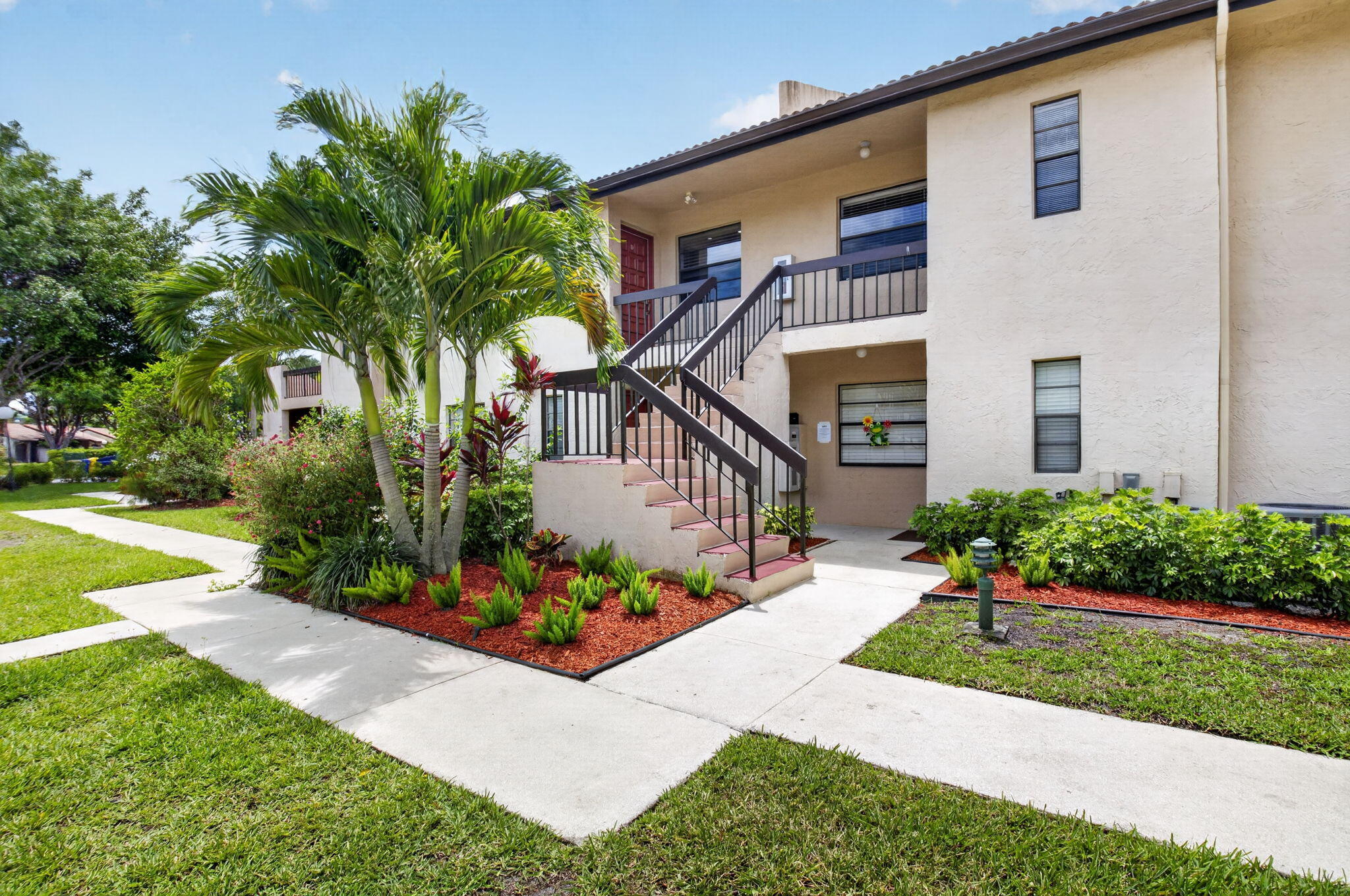 9299 Vista Del Lago, Unit 16D Boca Raton, FL 33428 - Photo 4 of 39 Front of Building