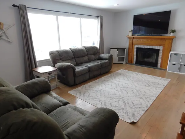 $389,900 | 220 South Division Street, Zeeland, MI 49464