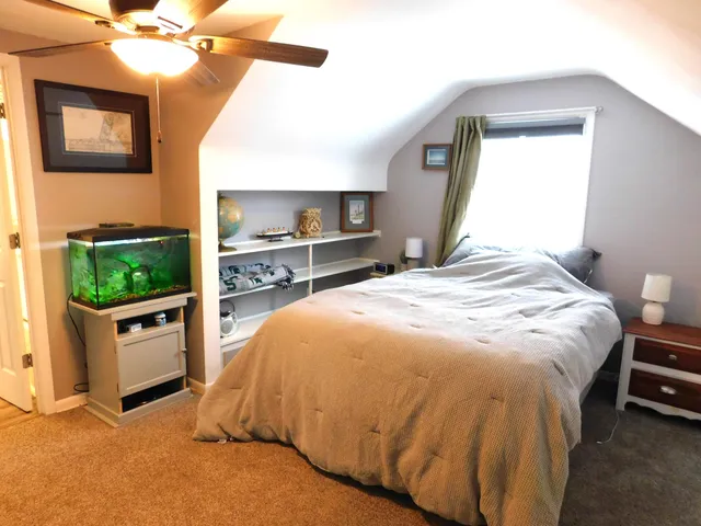 $389,900 | 220 South Division Street, Zeeland, MI 49464