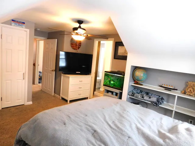 $389,900 | 220 South Division Street, Zeeland, MI 49464