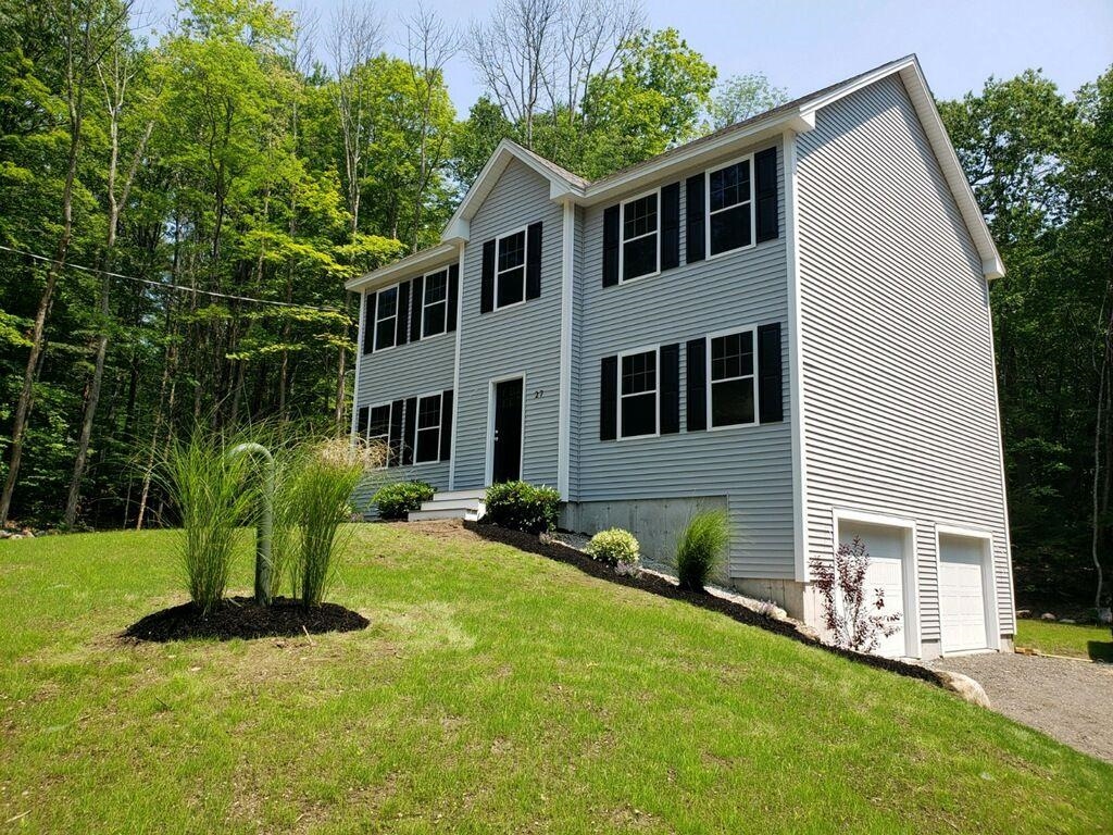 27 Reservation Road Deerfield, NH 03037 - Photo 1 of 9