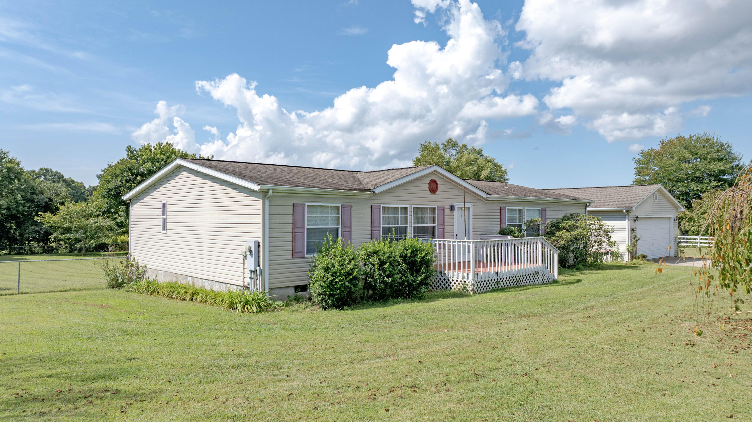 685 Rigsby Road Dayton, TN 37321 - Photo 2 of 53 Front Of House