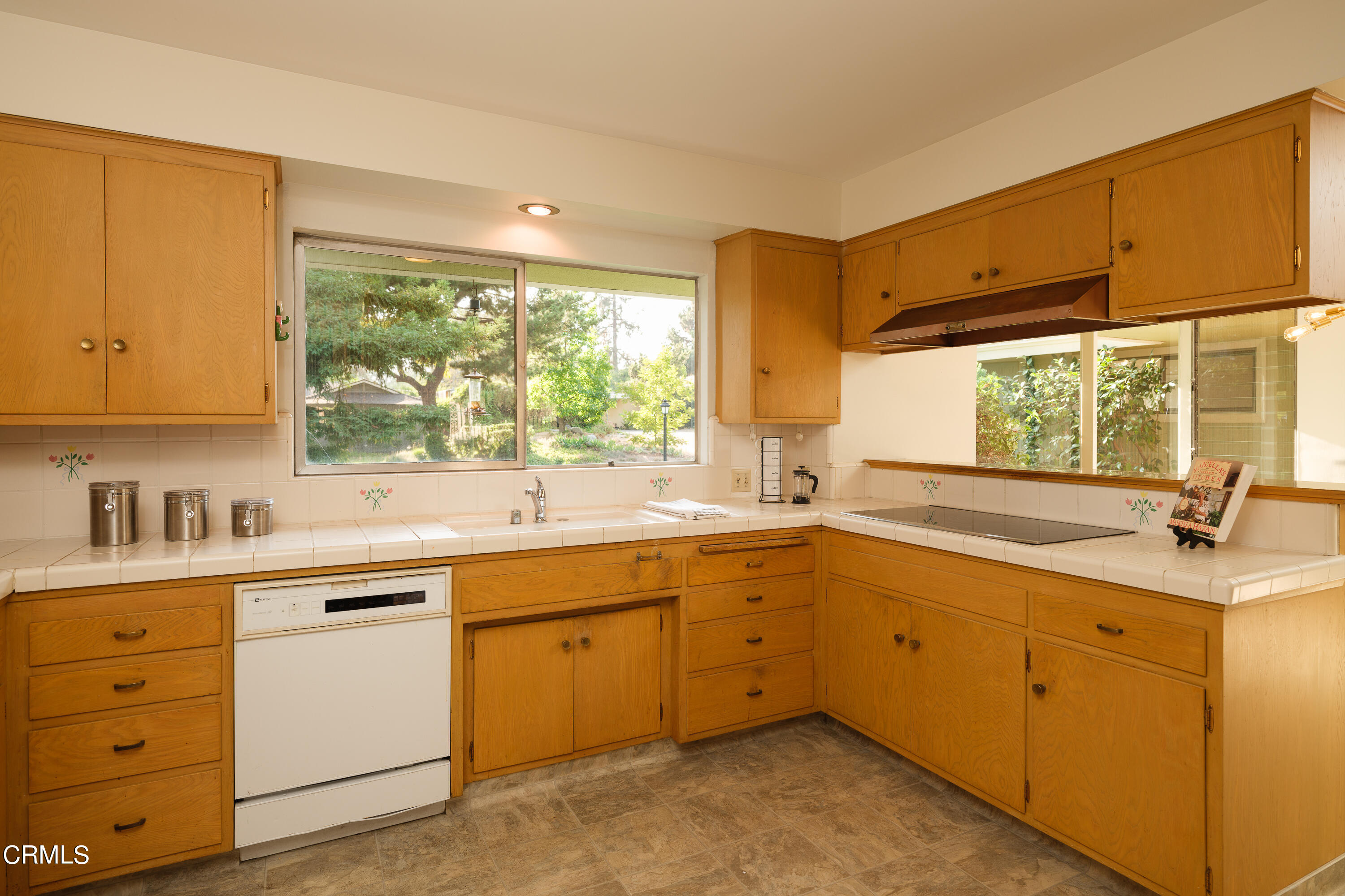 1520 Meadowbrook Road Altadena, CA 91001 - Photo 22 of 72 NPW_1520Meadowbrook_021_FLEXMLS