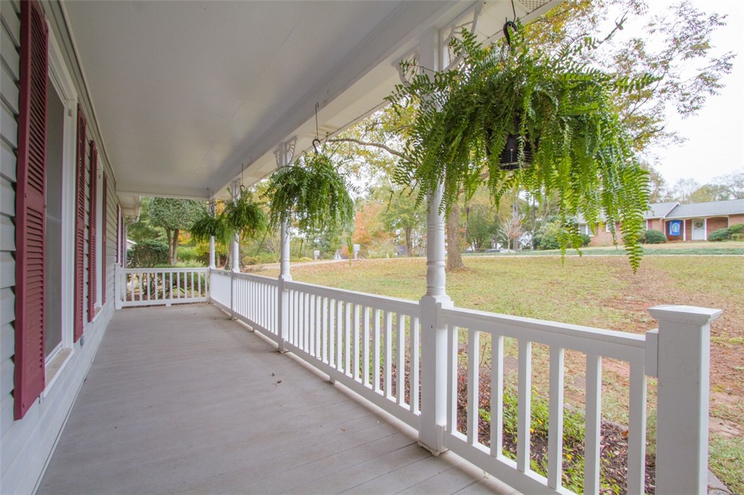 104 Wicker Lane Anderson, SC 29621 - Photo 4 of 36