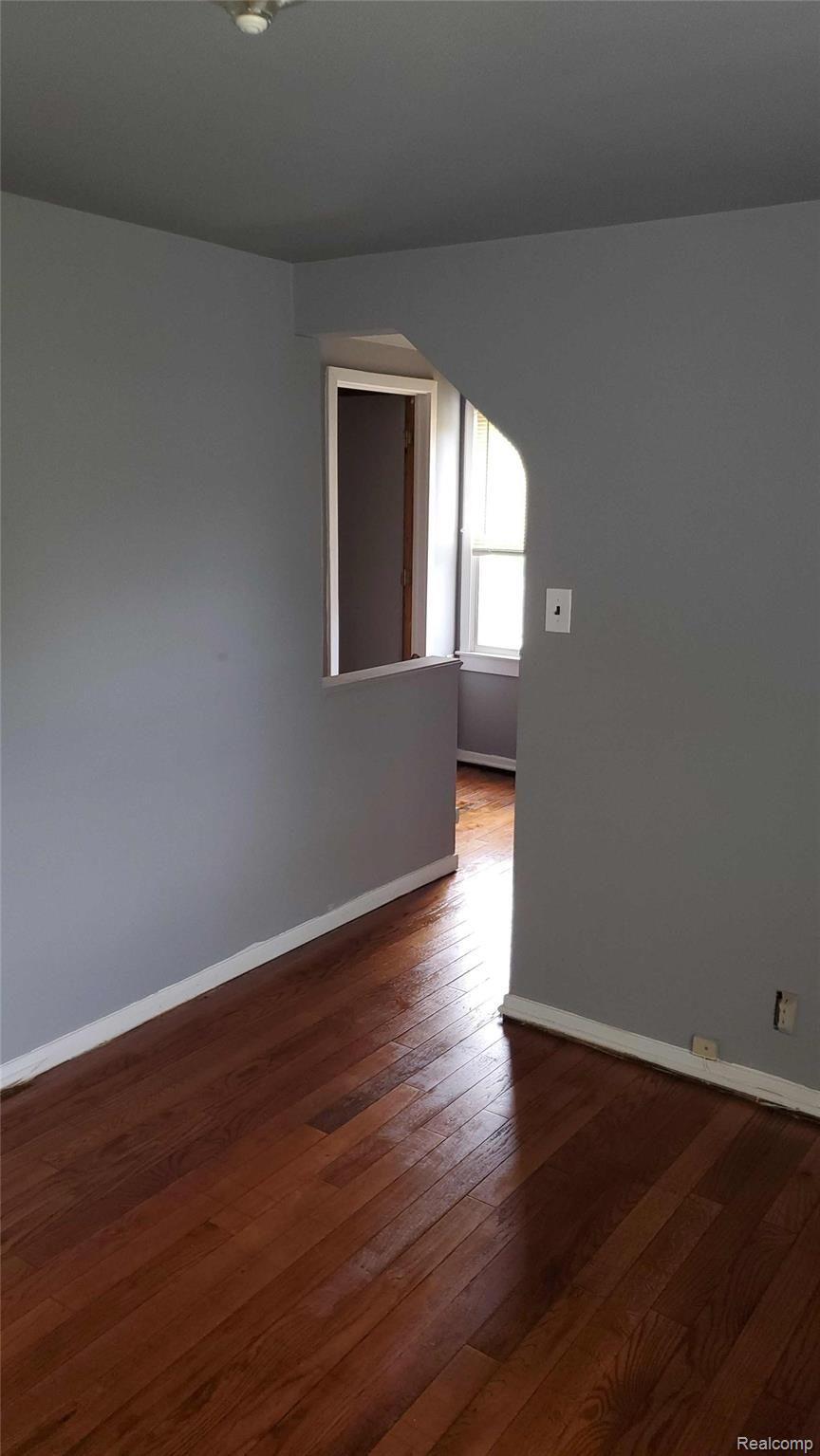 18947 Moross Road Detroit, MI 48224 - Photo 11 of 16 20191014_120146.jpg