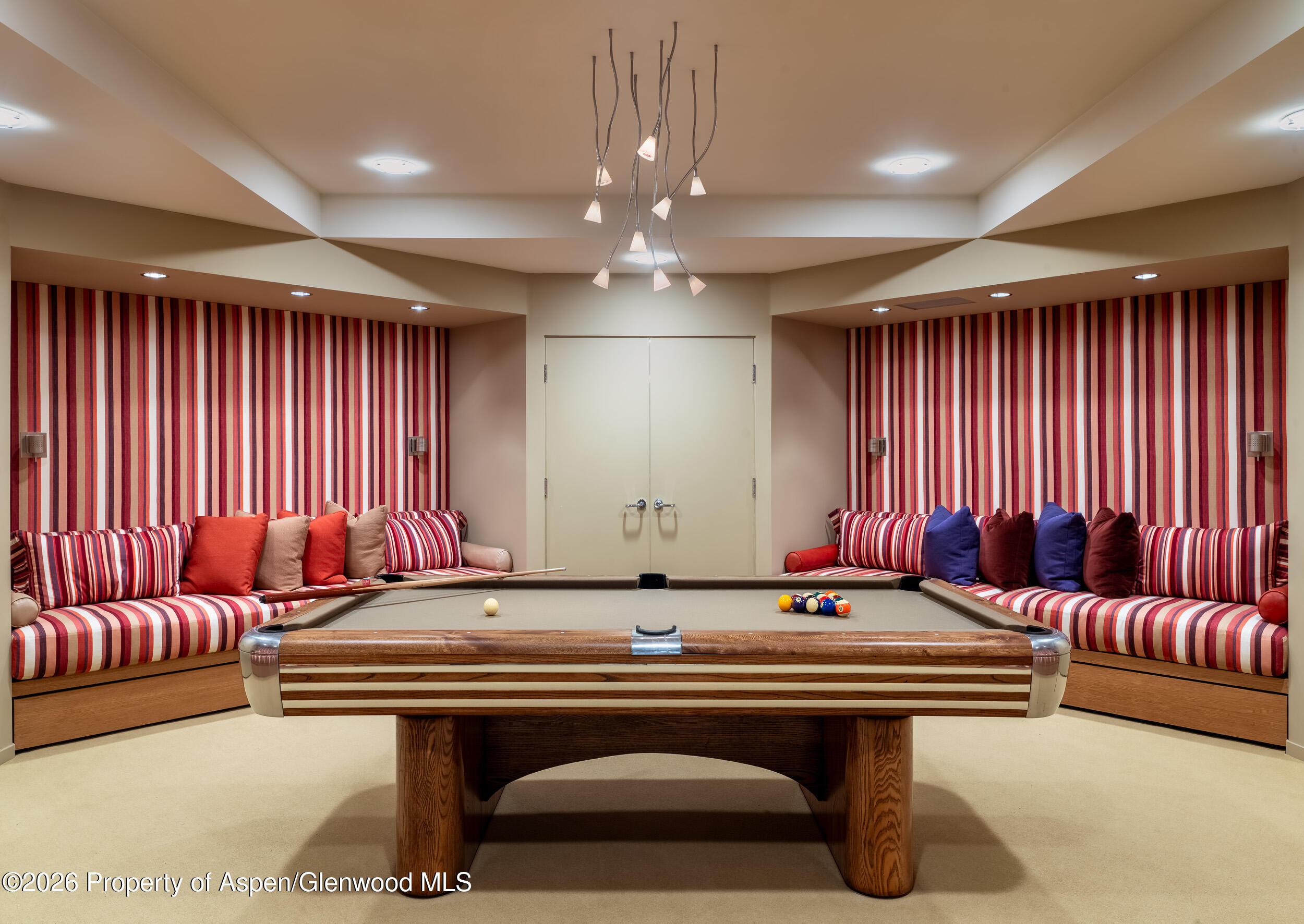 821 Cluny Road Aspen, CO 81611 - Photo 23 of 27 a view of a lobby with furniture and window