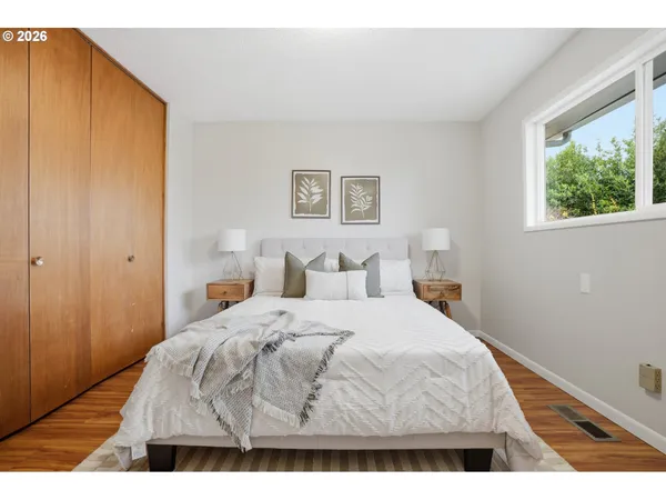 $575,000 | 1325 Northwest 9th Street, Gresham, OR 97030