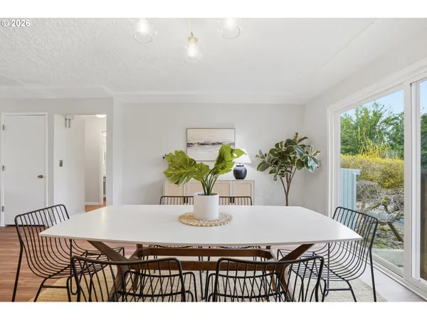 $575,000 | 1325 Northwest 9th Street, Gresham, OR 97030