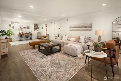 $1,370,000 | 3307 East Pike Street, Seattle, WA 98122