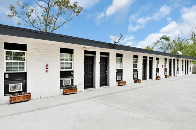 a view of a house with a outdoor space