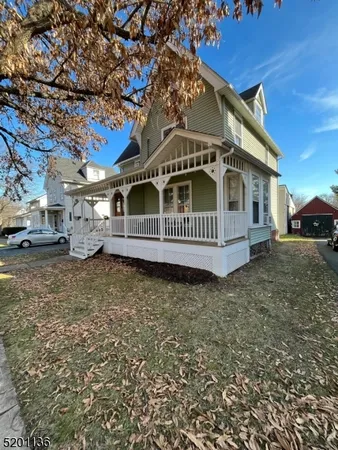 $1,925 | 15 Summit Avenue, Unit A, Chatham, NJ 07928
