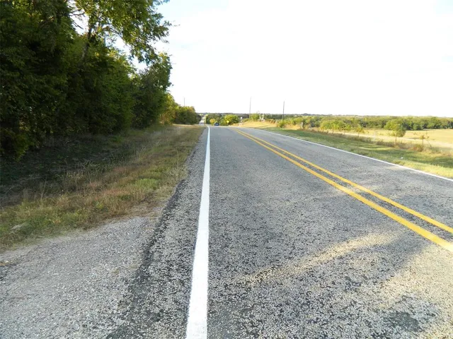 $964,200 | 6323 Fm 896 Highway, Trenton, TX 75490