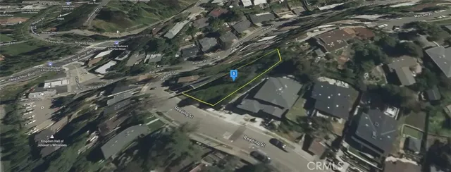 a view of a pathway in a yard