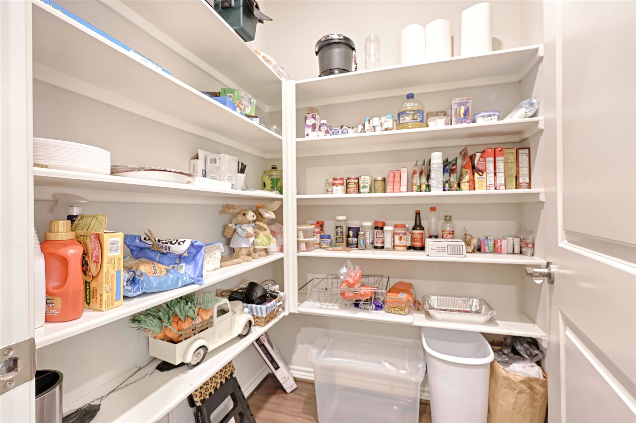 206 East Hinton Road Weimar, TX 78962 - Photo 8 of 22 View of pantry