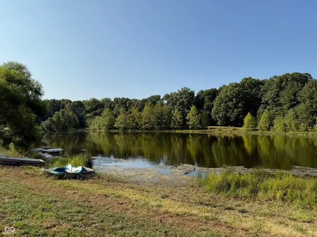 $529,900 | 517 North Pioneer Road, Center Point, IN 47840