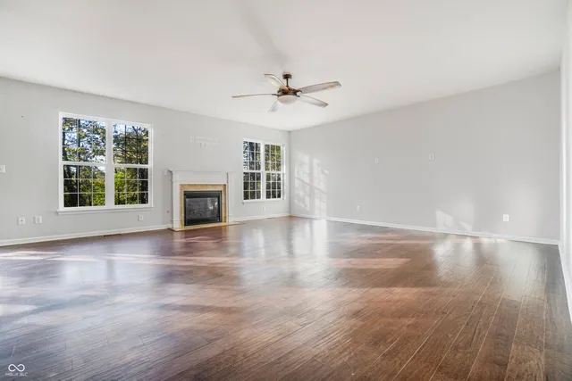 $529,900 | 517 North Pioneer Road, Center Point, IN 47840