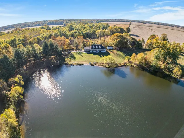 $529,900 | 517 North Pioneer Road, Center Point, IN 47840