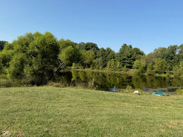 $529,900 | 517 North Pioneer Road, Center Point, IN 47840