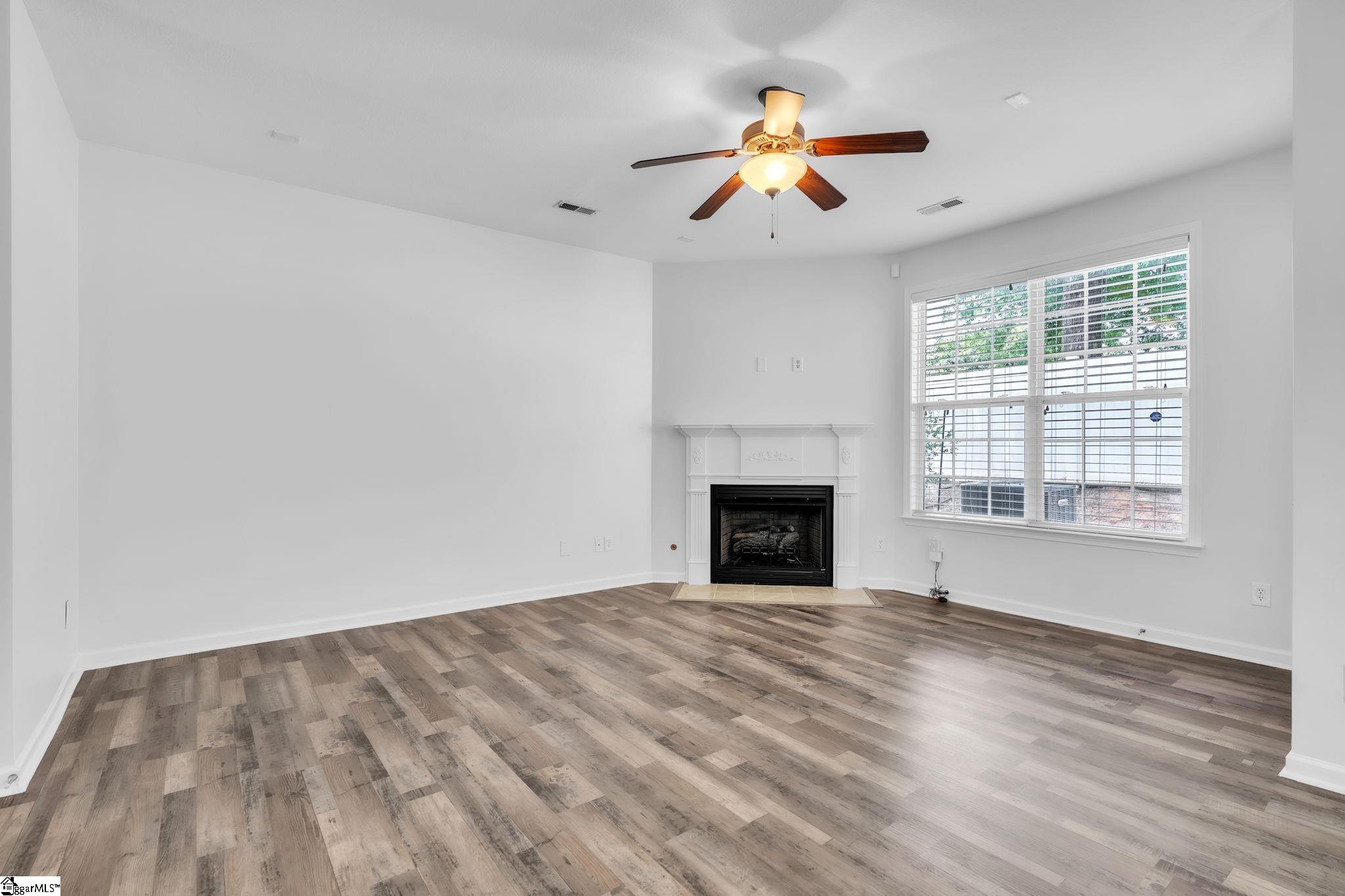 4 Roselite Circle Greer, SC 29650 - Photo 4 of 27