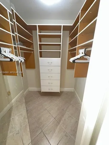 $625,000 | 625 Biltmore Way, Unit 807, Coral Gables, FL 33134