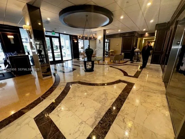 $625,000 | 625 Biltmore Way, Unit 807, Coral Gables, FL 33134