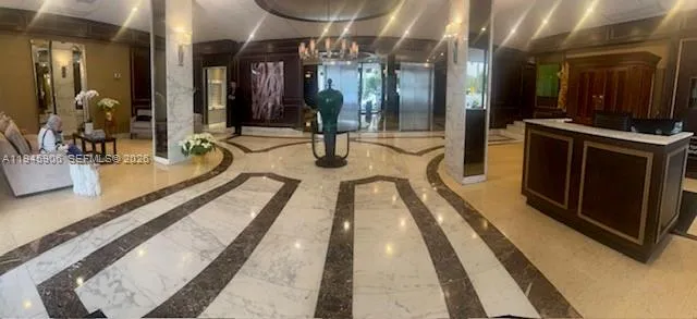 $625,000 | 625 Biltmore Way, Unit 807, Coral Gables, FL 33134