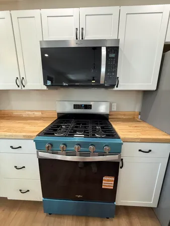 $500,000 | 9 Raspberry Hill Road, Mechanic Falls, ME 04256