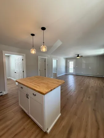 $500,000 | 9 Raspberry Hill Road, Mechanic Falls, ME 04256