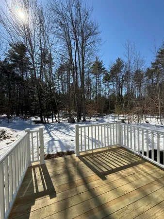 $500,000 | 9 Raspberry Hill Road, Mechanic Falls, ME 04256