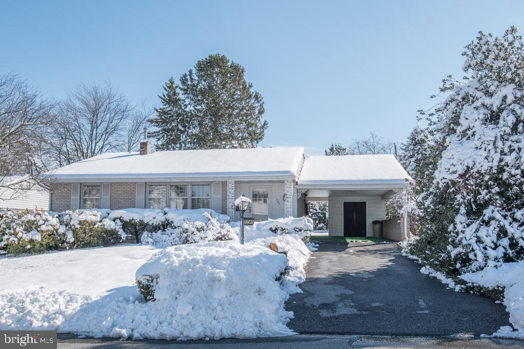 1740 Hemlock Road Lancaster, PA 17603 - Photo 1 of 25 Gallery Image 1