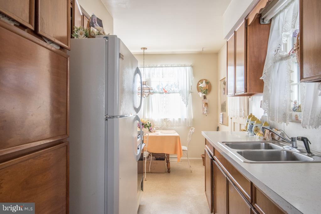 1740 Hemlock Road Lancaster, PA 17603 - Photo 11 of 25 Gallery Image 11