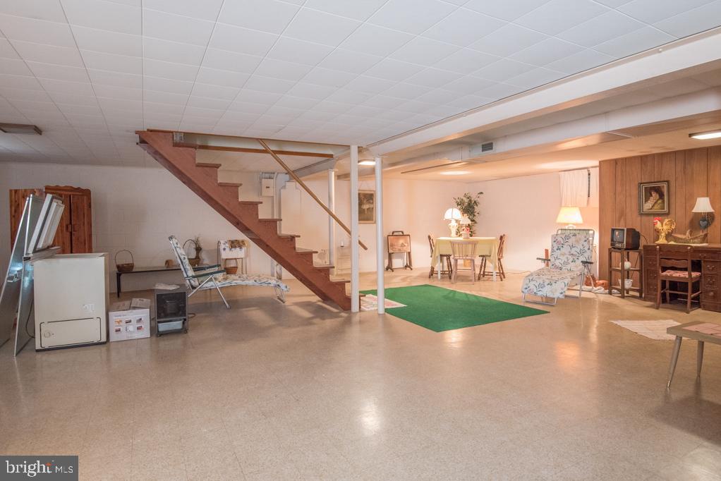1740 Hemlock Road Lancaster, PA 17603 - Photo 23 of 25 Gallery Image 23
