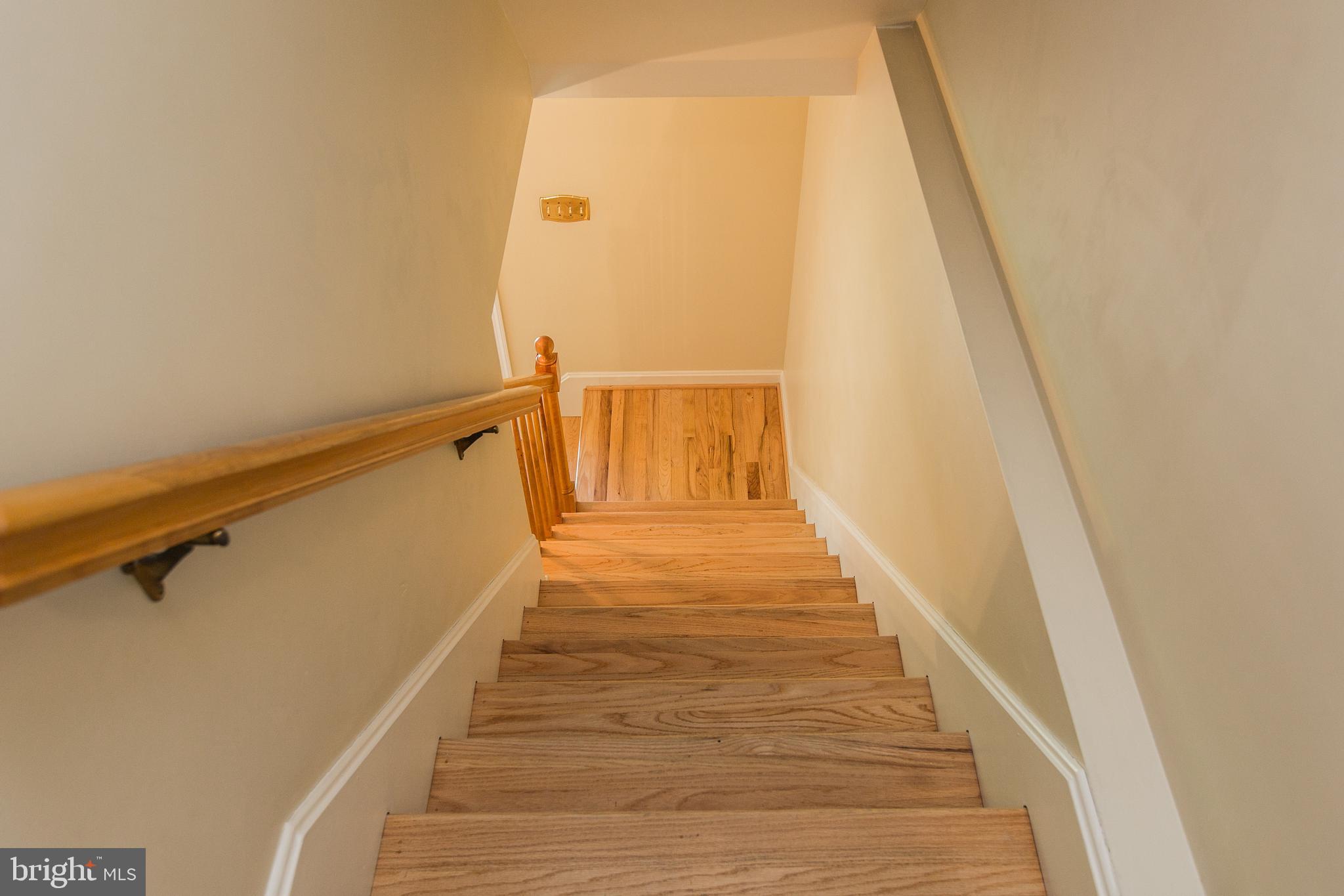 2750 Old Orchard Road Lancaster, PA 17601 - Photo 50 of 73 stairway to 2nd floor