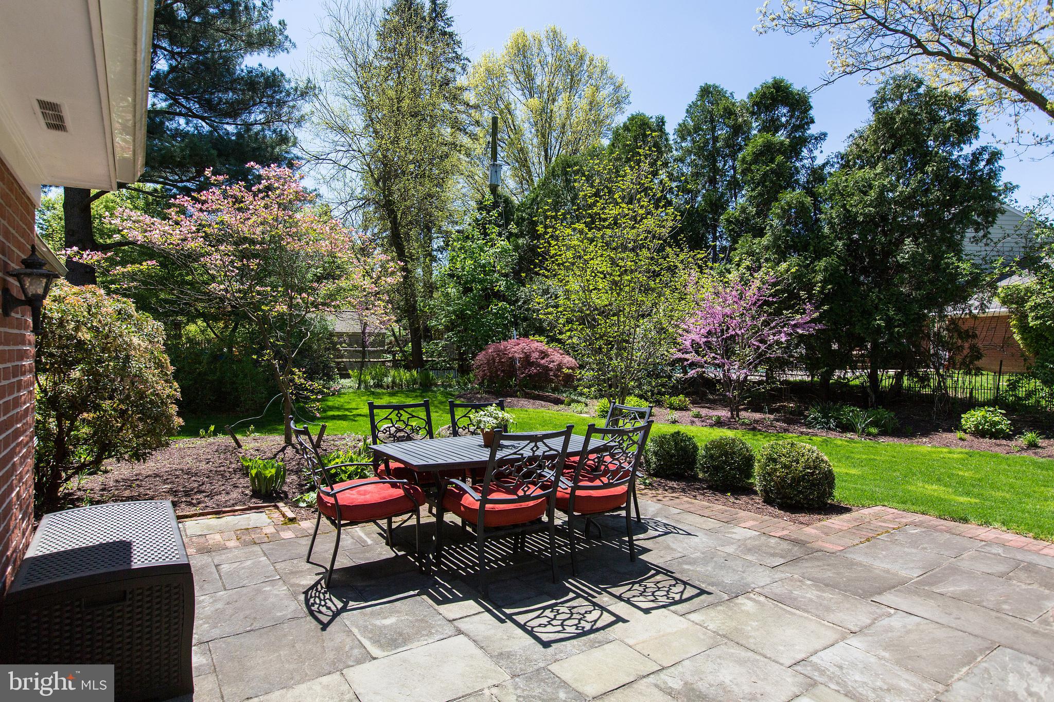 2750 Old Orchard Road Lancaster, PA 17601 - Photo 62 of 73 plenty of space for dining