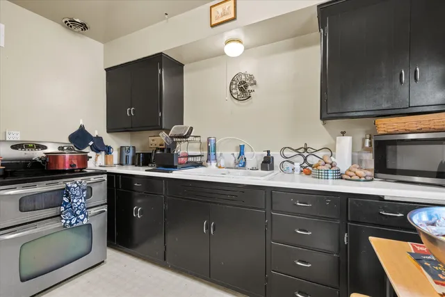 $500,000 | 340 Frame Avenue, Waukesha, WI 53186