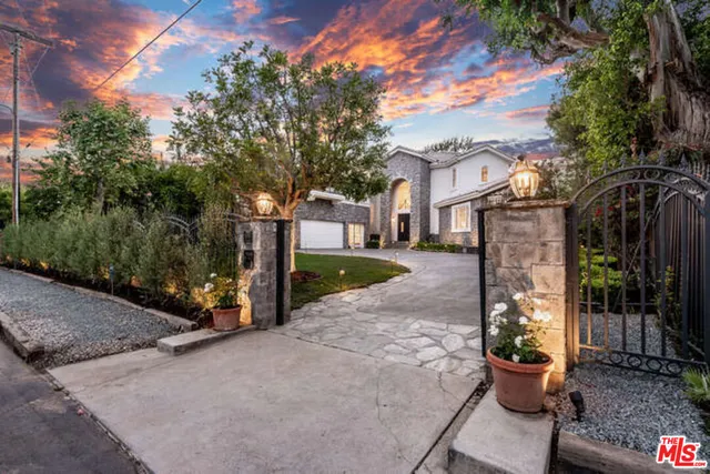 $10,299,950 | 11797 Chaparal Street, Los Angeles, CA 90049