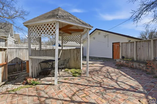 $265,000 | 505 East California Street, Osage City, KS 66523